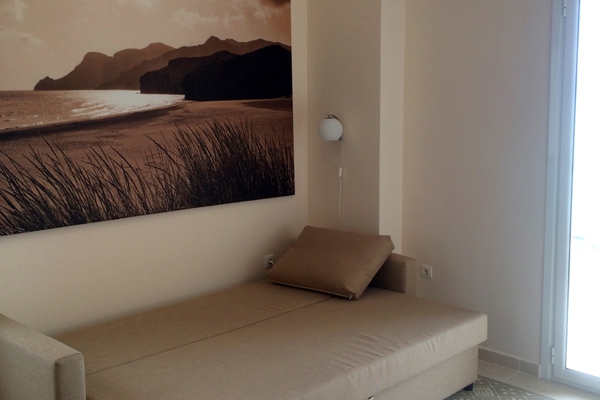 14 Living Room.jpg